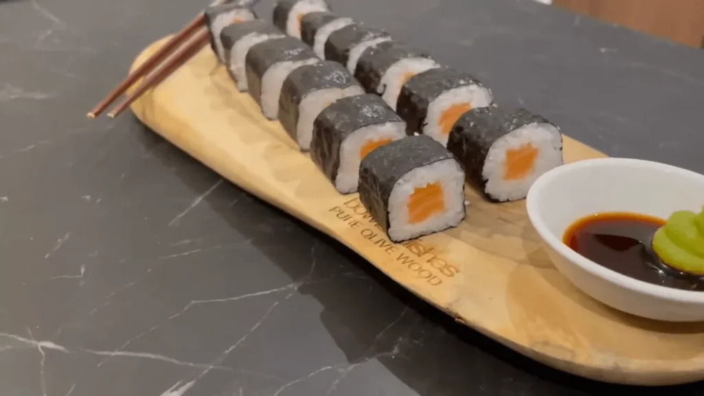 Salmon Maki (Sushi Roll) Recipe: A Perfect Guide for Sushi Lovers-2025 7 Salmon Maki (Sushi Roll)