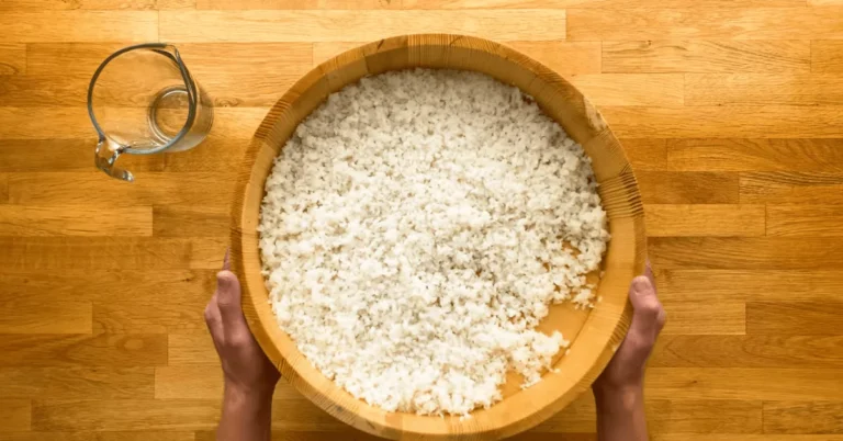 How to Make Sushi Rice (Stovetop or Rice Cooker) - Perfect Every Time! 5 How to Make Sushi Rice