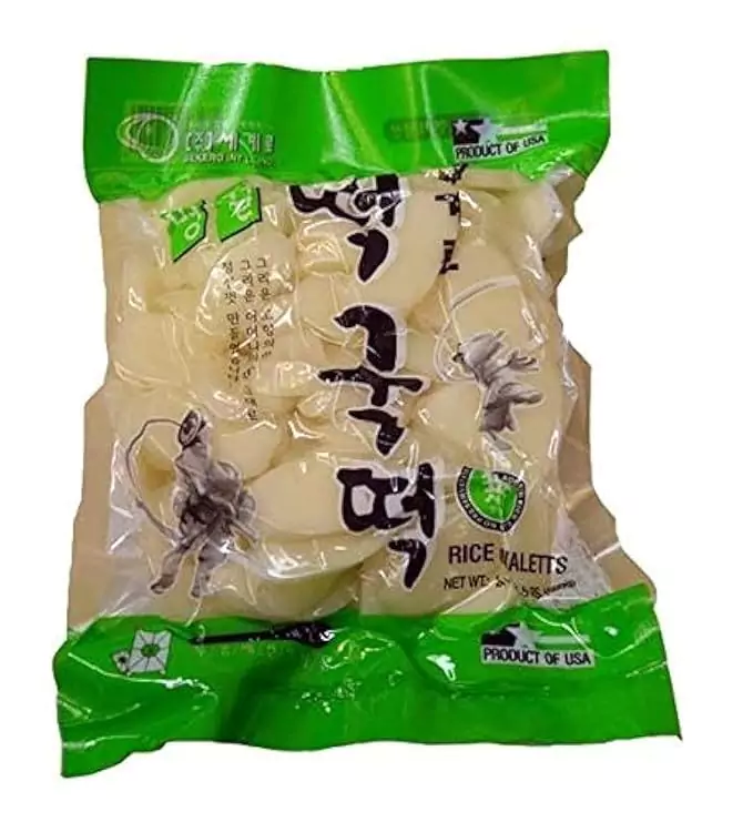Korean Rice Cakes with Velvety Chicken: A Culinary Delight 8 Korean Rice Cakes with Velvety Chicken